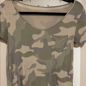 Camo T-shirt top